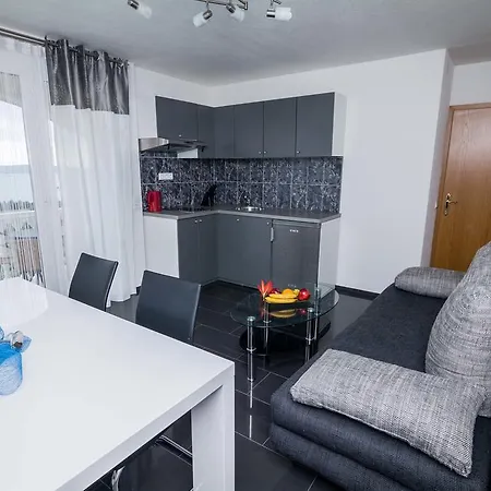 Ilak Apartman Trogir