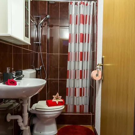 Ilak Apartment